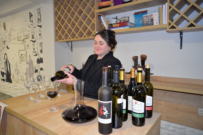Wine Tasting in Tbilisi - The lecture reaches beyond wine